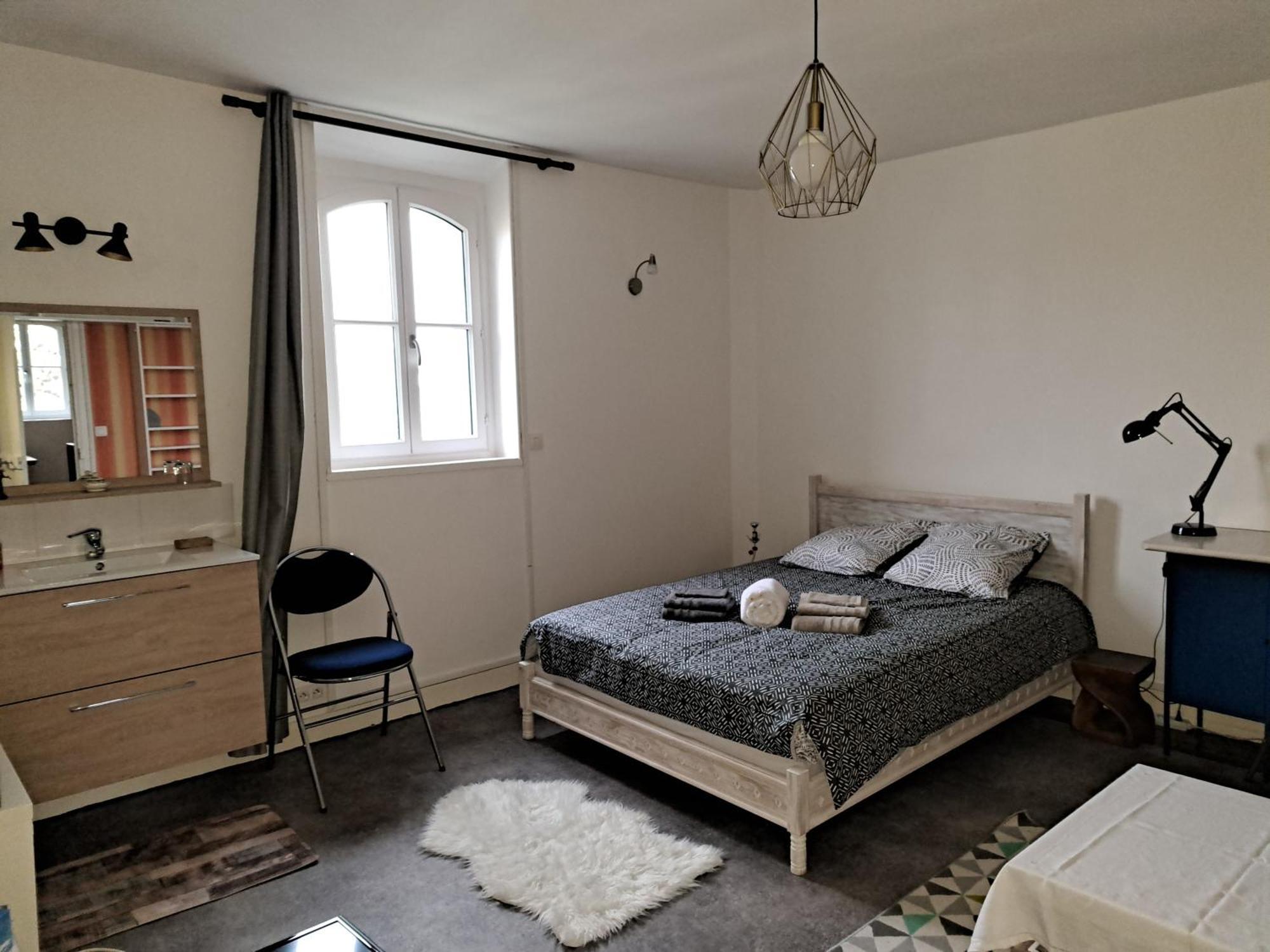 Les Chambres De Lucie-B&B - Petit Dej Inclus - Parking Prive - Proche Gare แวร์ซาย ภายนอก รูปภาพ
